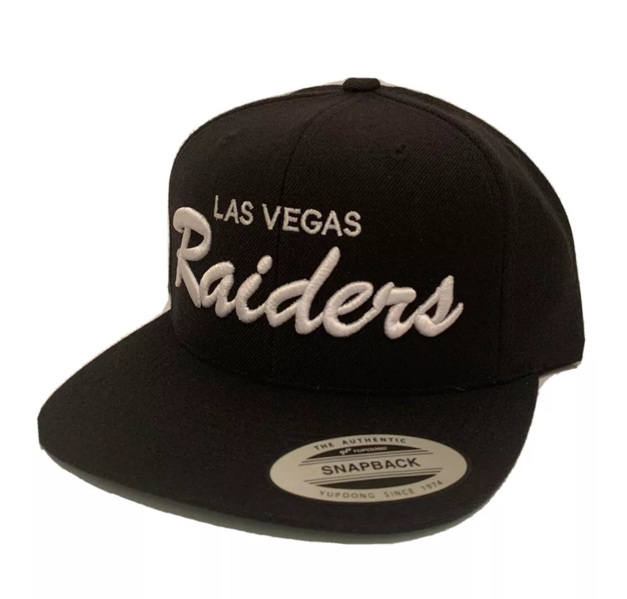 Gorra ajustable con visera ajustable clásica de Las Vegas Raiders con el logotipo de Las Vegas en color negro