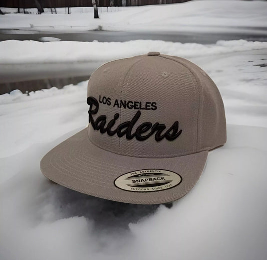 Los Angeles Raiders Script Classic Snapback Cap Hat Adjustable Silver Grey